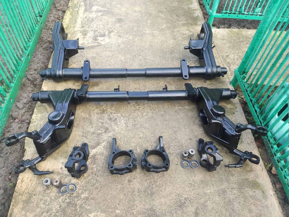 Передня/задня балка для ЛуАЗ