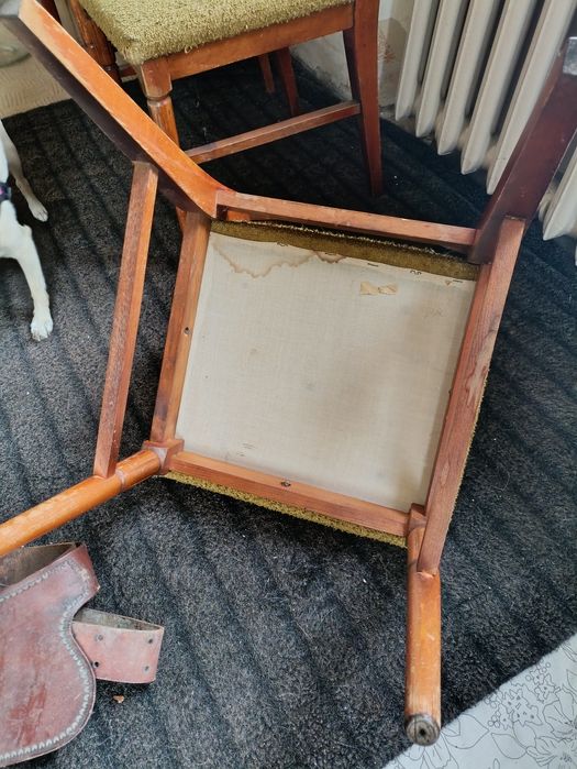 Krzesła 3 drewniane