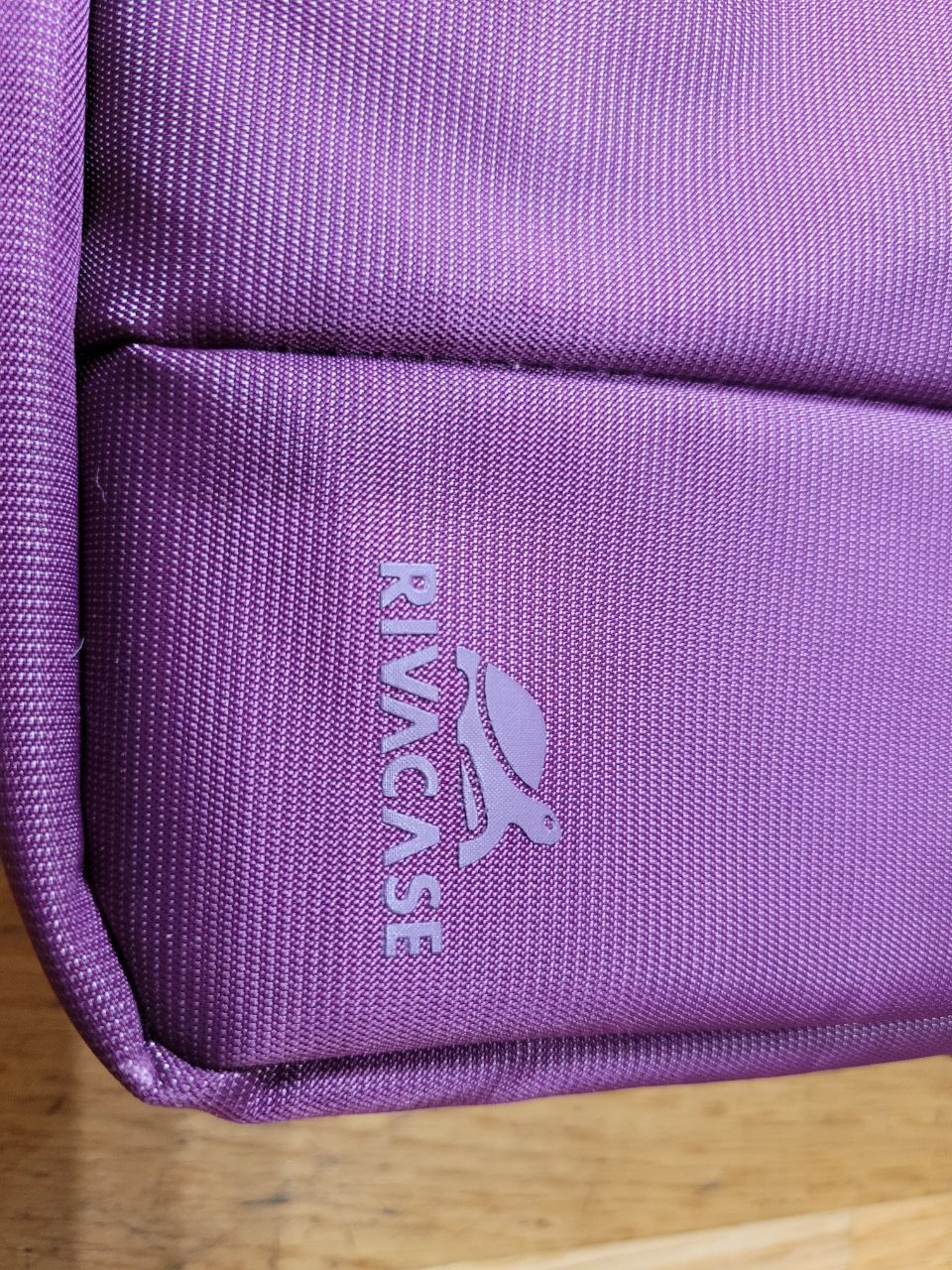 Женская сумка RIVACASE™ "Purple" для ноутбука, книг, тетрадей
