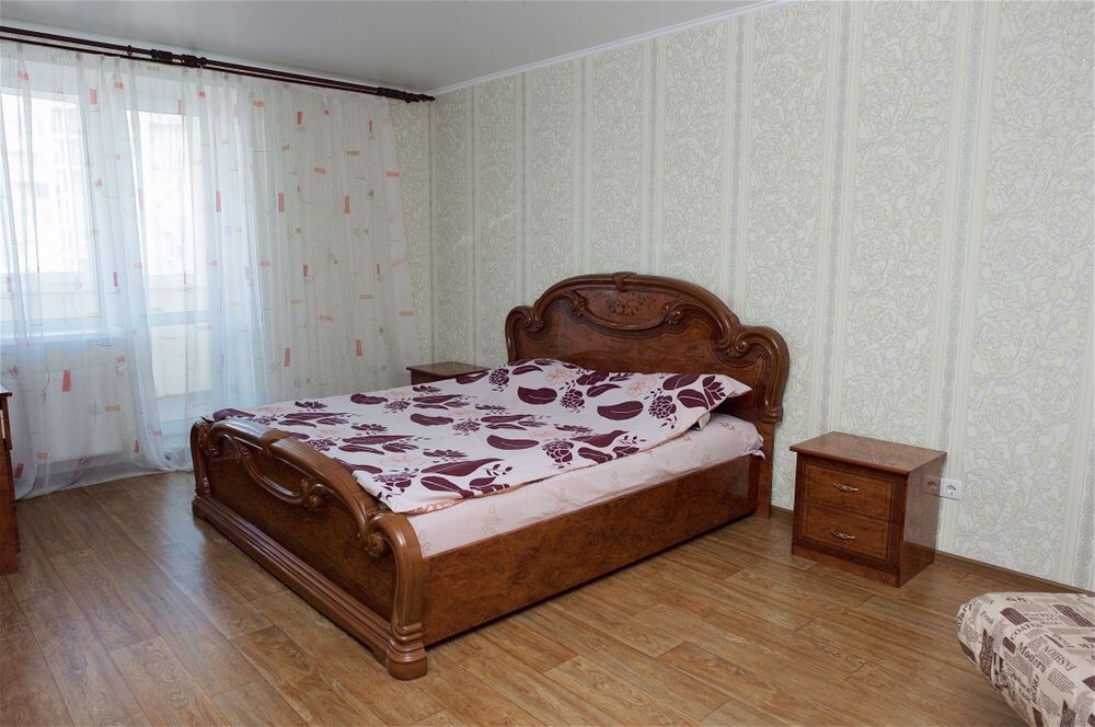 Видова 2-кімн квартира з видом на Дніпро, с кондиціонером!