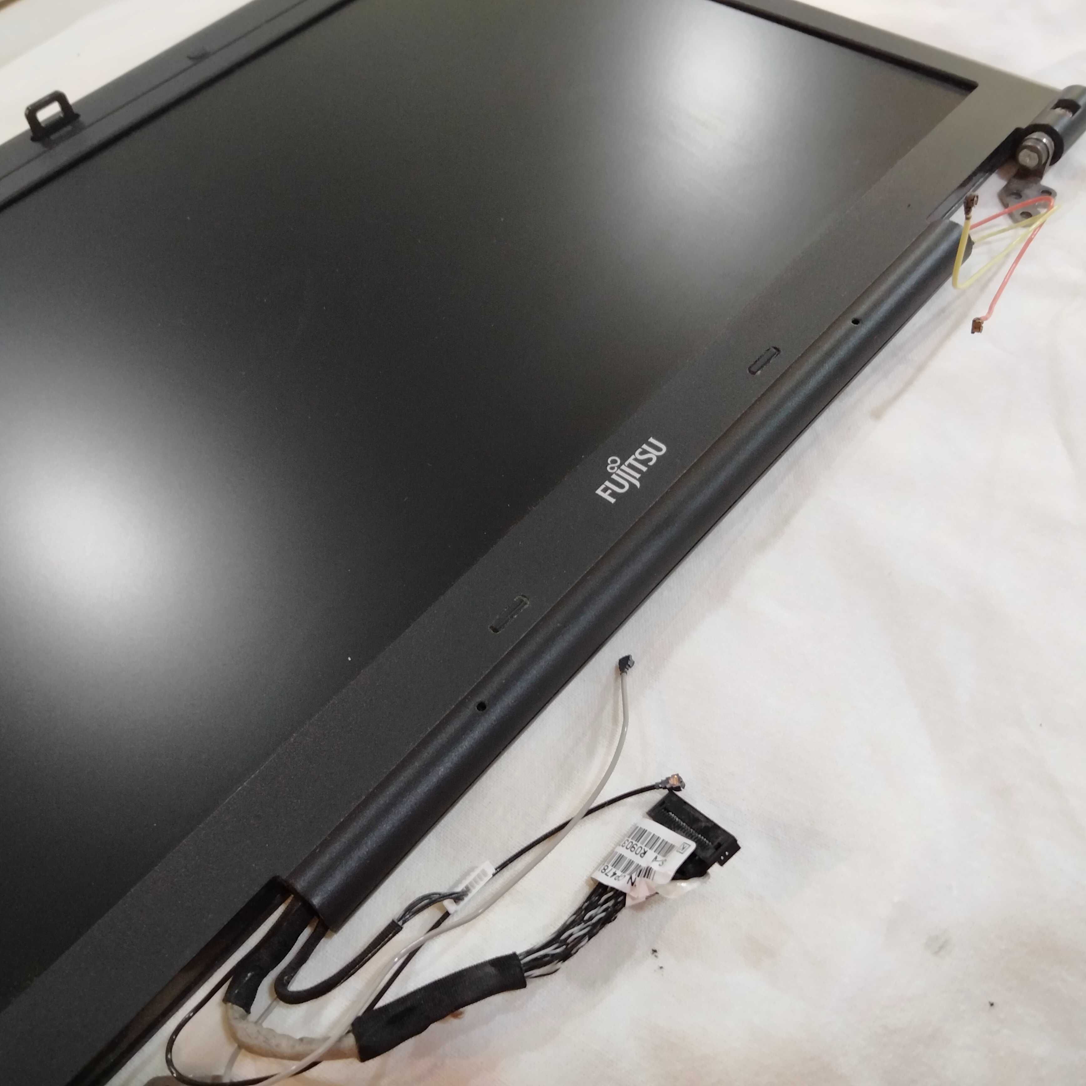 Матриця Fujitsu Lifebook E780