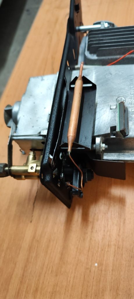 Truma Piec Przyczepa Kemingowa Domek Letniskowy Serwis