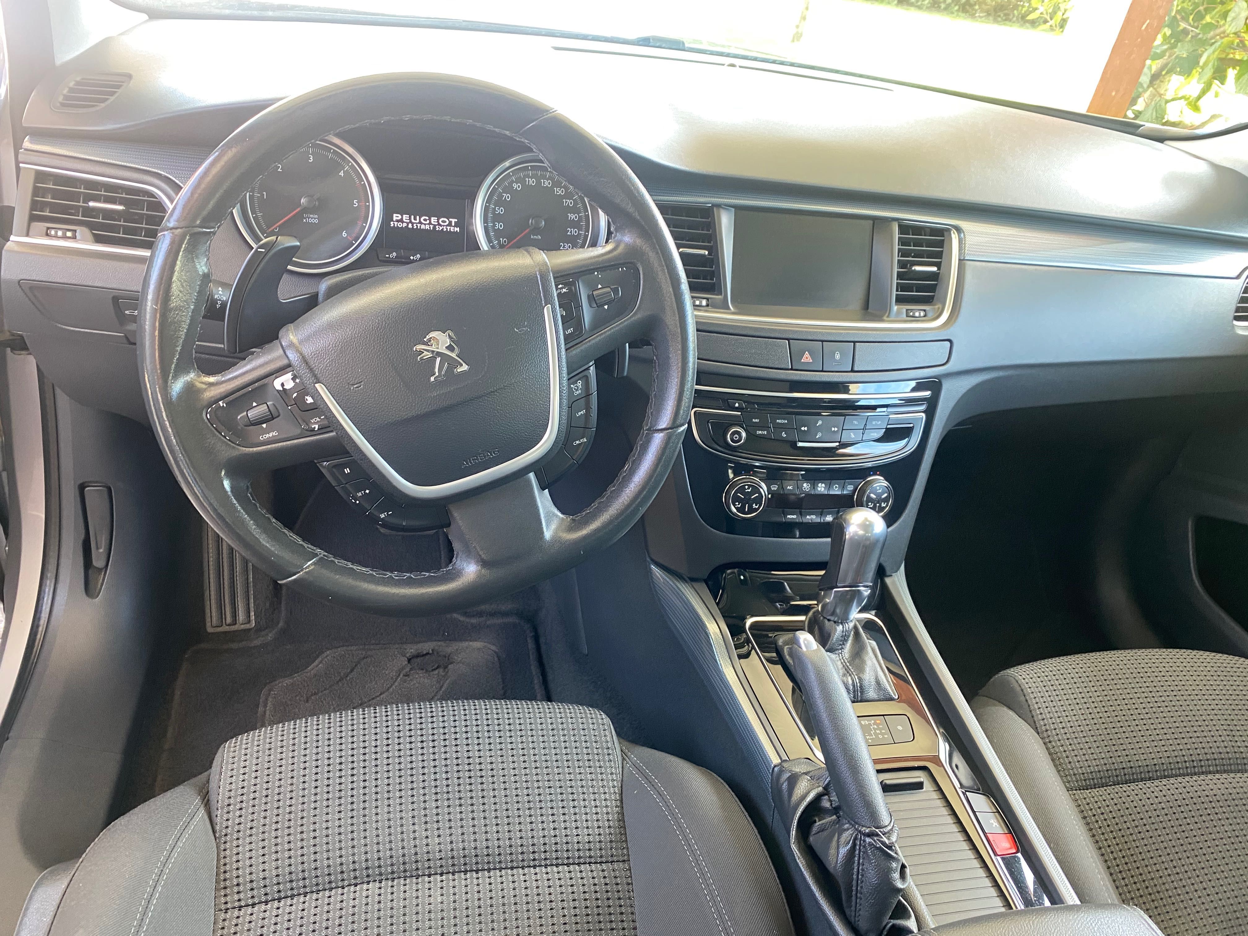 Peugeot 508 SW 2015