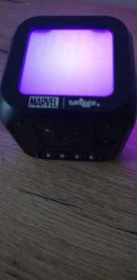 Zegarek zegar Marvel lampka nocna figurka komiks