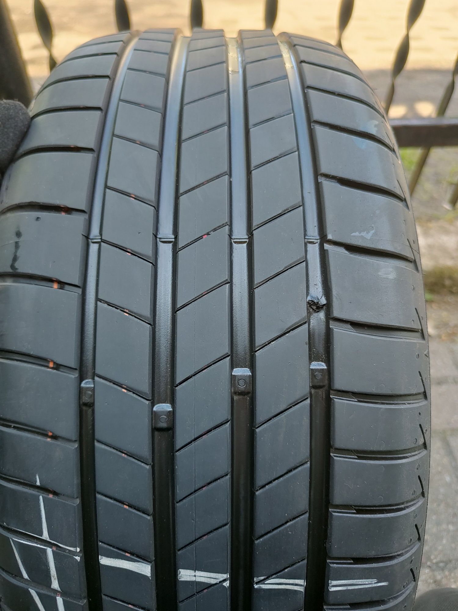 1szt Bridgestone Turanza T005 225/45/18 95H 7mm 2021rok