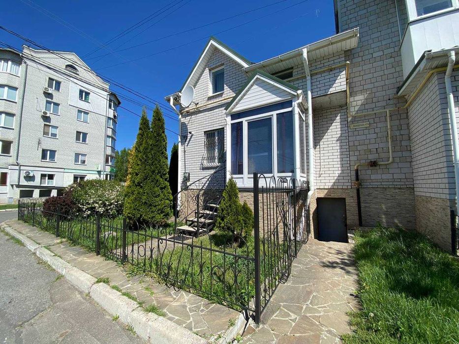 Продаж будинку під ваш бізнес. с.Немішаєве. Варшавська траса ID:700