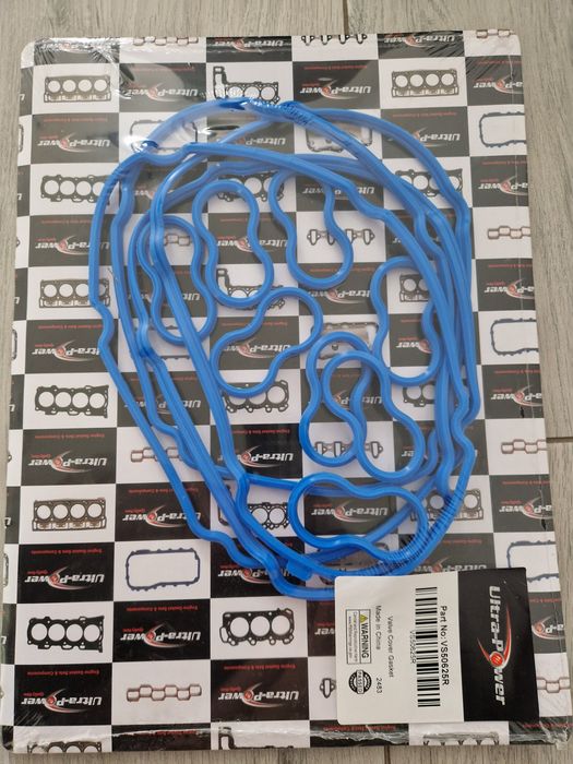 Uszelki pokrywy zaworów 5,7 hemi charger , challenger - 2011r