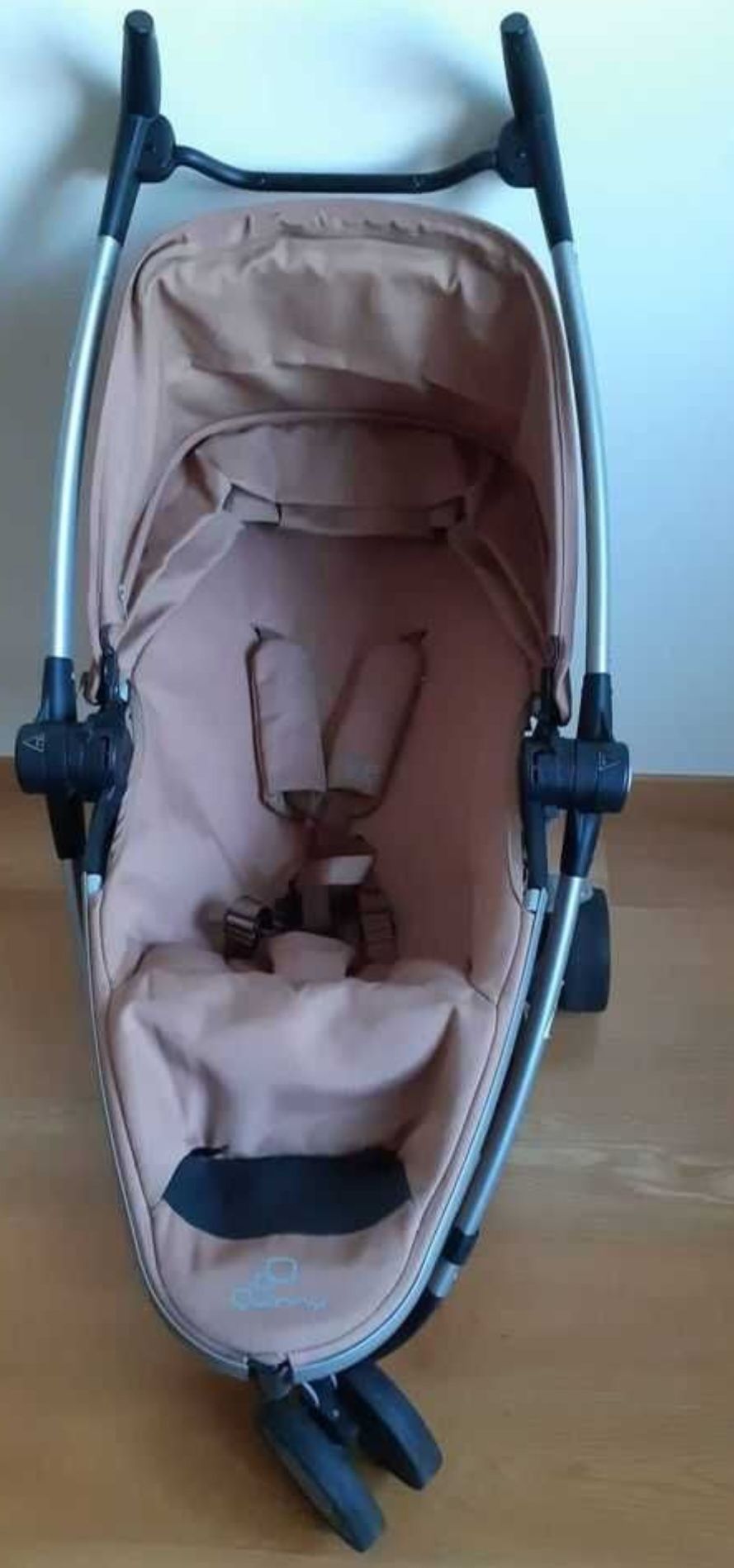 Quinny Zapp XTRA 2 com capa chuva