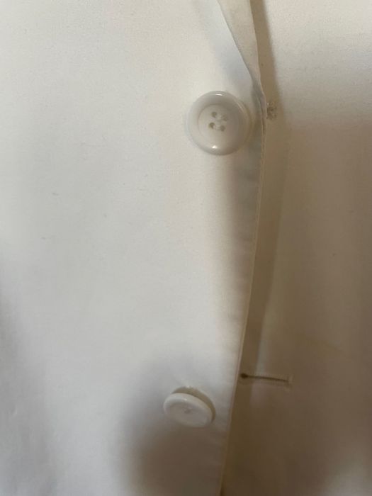 Biala Kultowa marynarka męska z paryskiego butiku na Champs-Elise