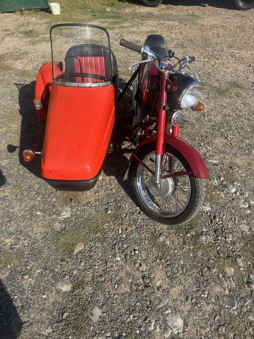 Продам яву з коляской