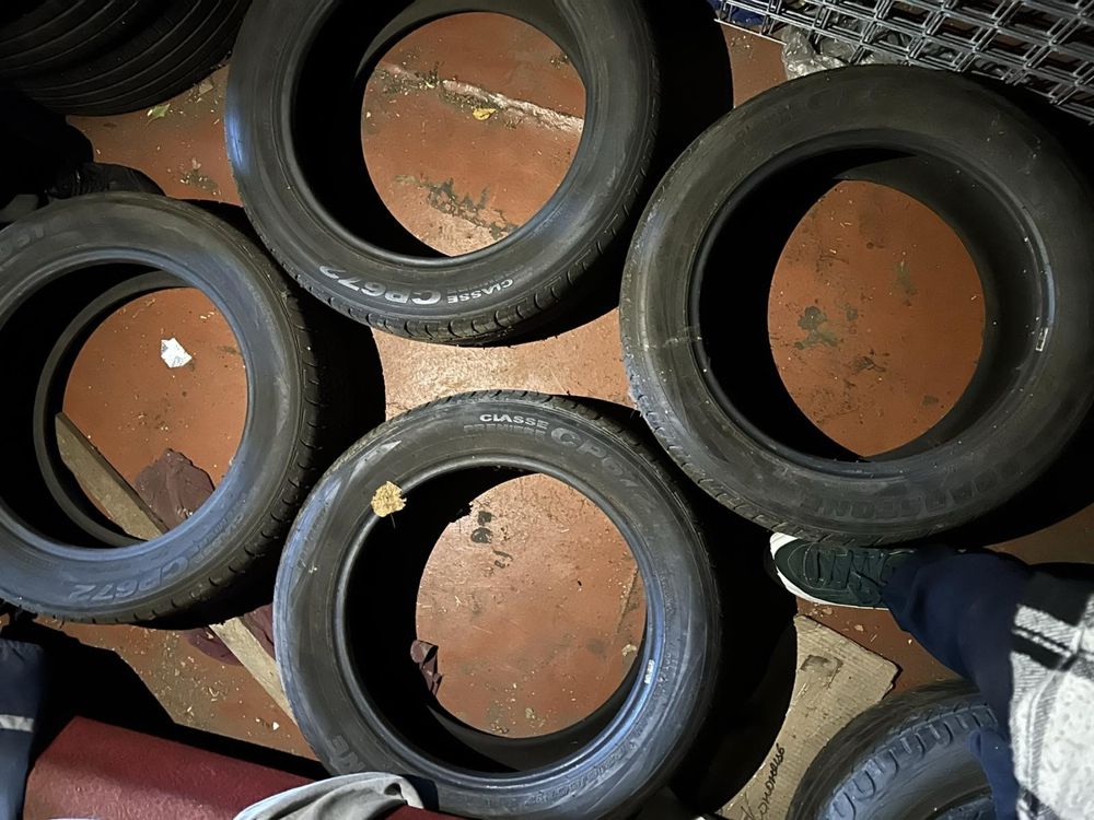 Продам резину R17 215,65