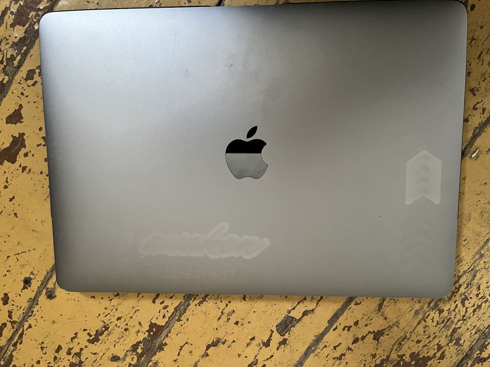 MacBook Pro 13* 2017