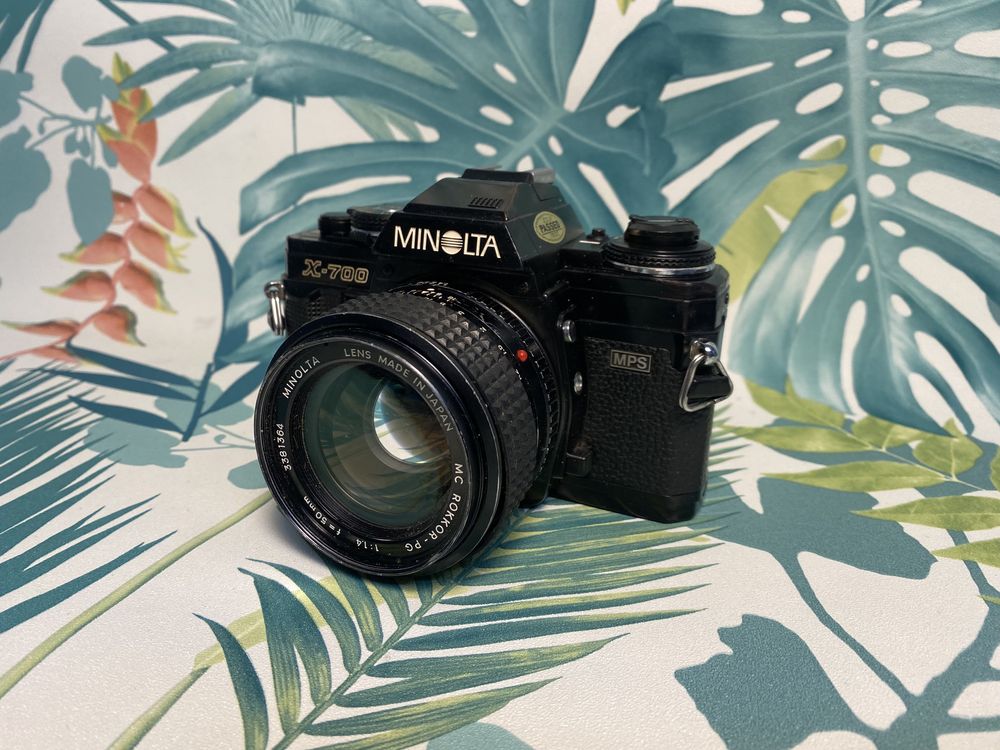Minolta X700 50mm f1.4 - super stan, zadbany aparat analogowy