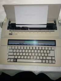 Elektroniczna maszyna do pisania NAKAJIMA AX 65