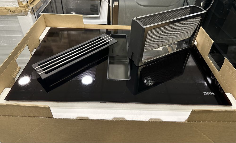 Індукційна поверхня з витяжкою Miele KMDA 7774(Німеччина) сенсор.ціна