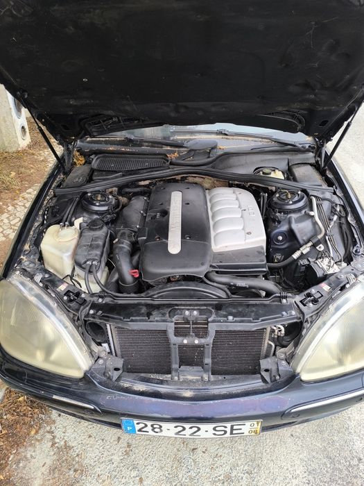 Mercedes S320  de 2001 avariado