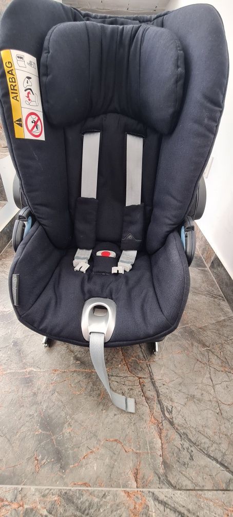 Cybex Cloud Q + baza Isofix