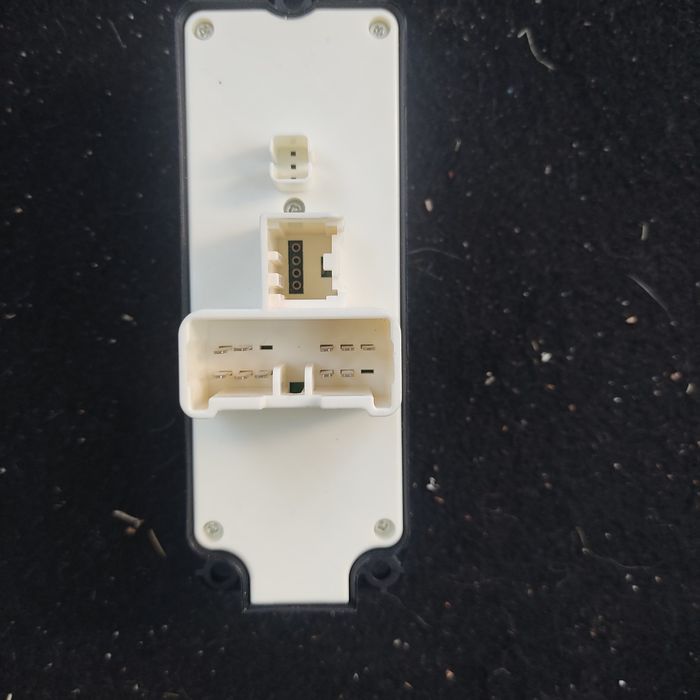 Vendo interruptor vidros elétricos para Mazda 3 bk