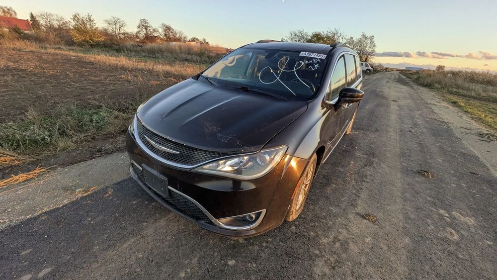 Chrysler Pacifica CHRYSLER PACIFICA 3,6 benzyna do LPG ! 7 osób Okazja Kraków Tanio