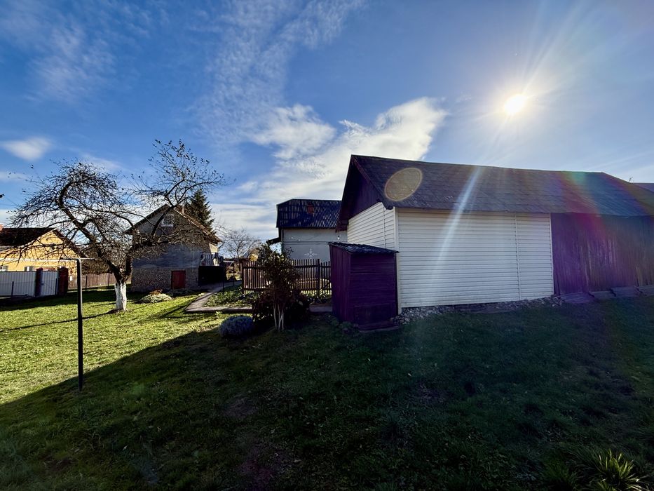 Продам будинок з великою територією