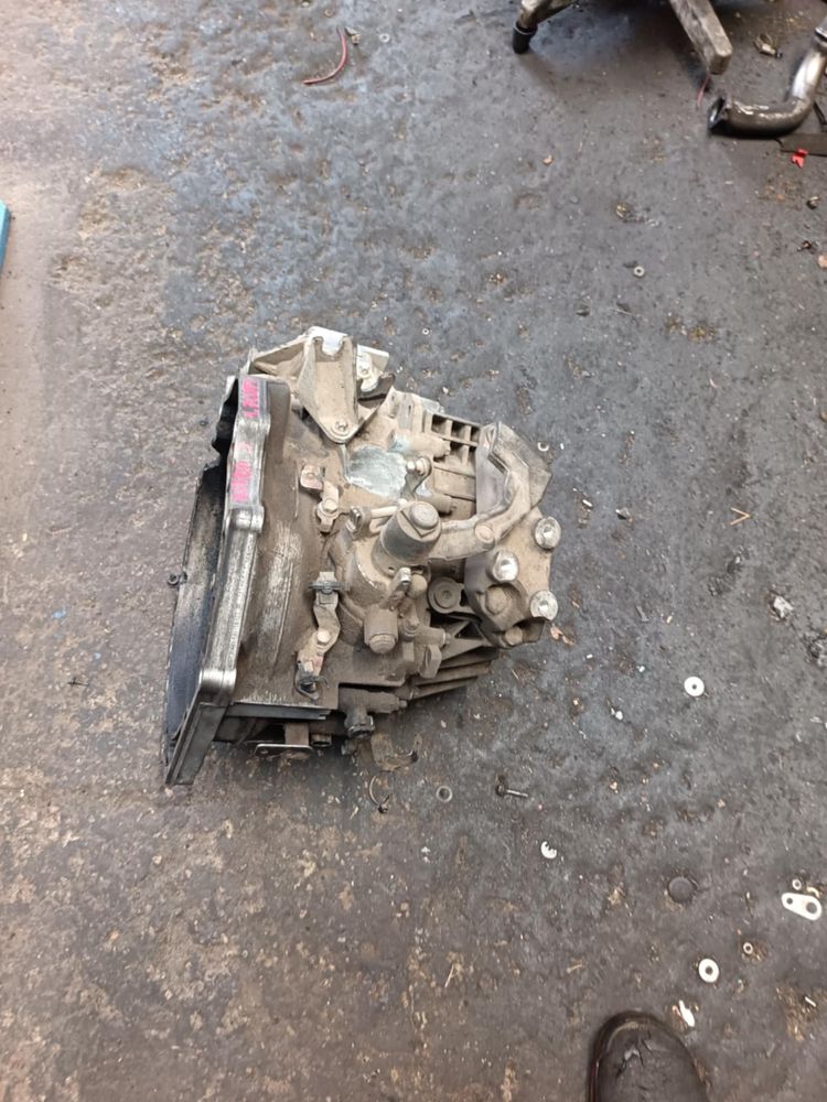 Skrzynia biegów Opel Astra J 1.7 CDTI Astra IV