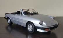 Alfa Romeo Spider 2.0 EVO2  1:18 KK Scale