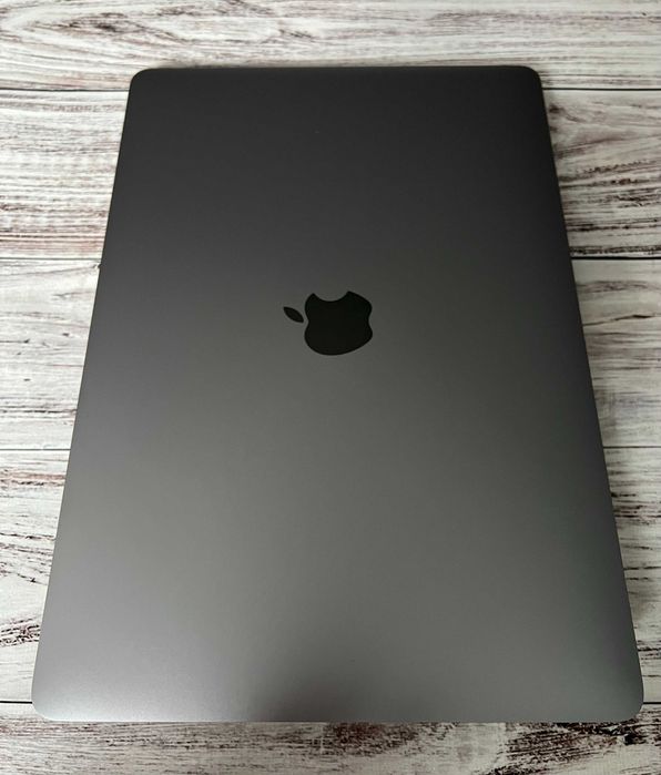 Apple MacBook Pro 2020 13" M1 / 16Gb / SSD 512Gb