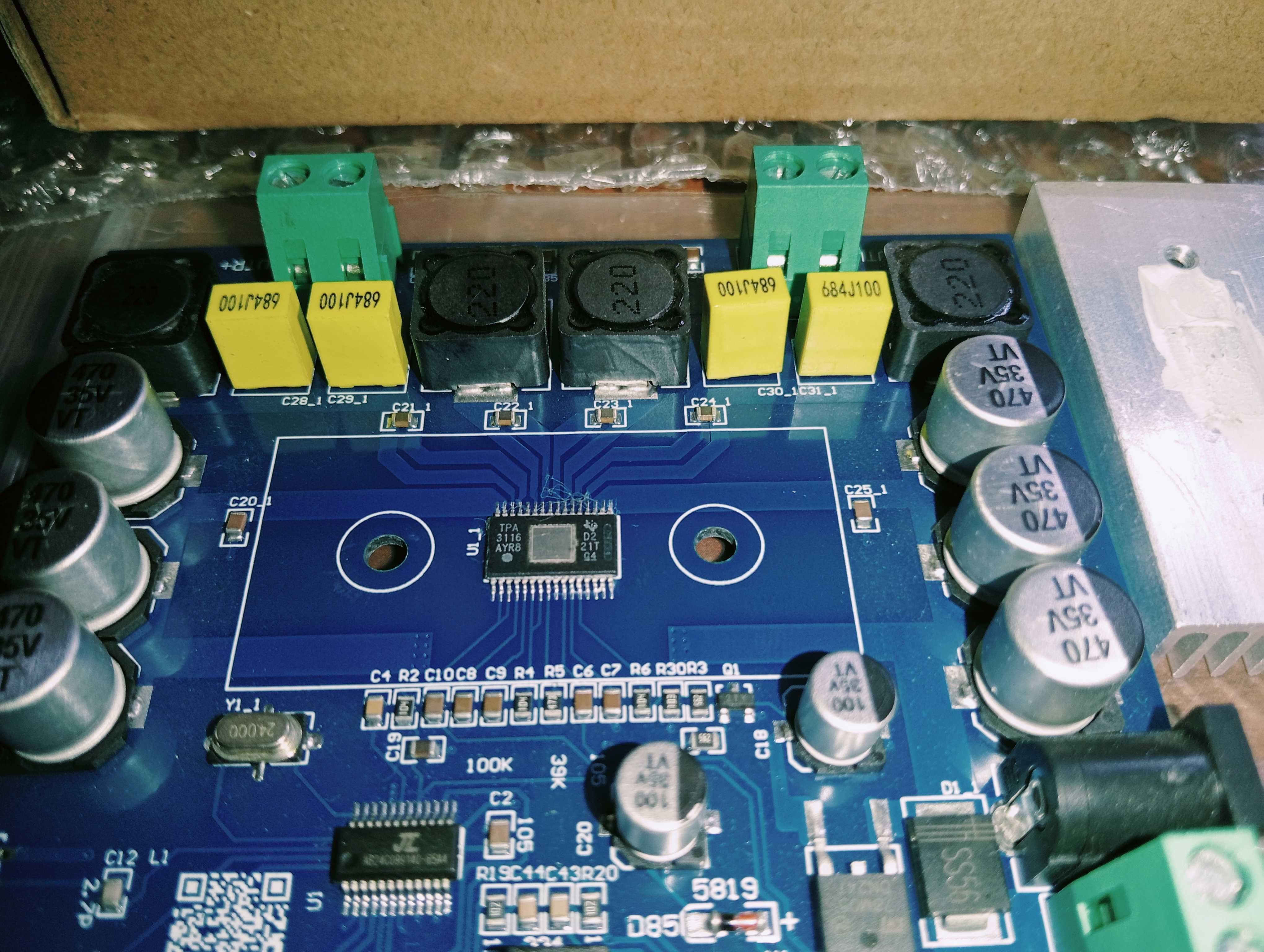 Підсилювач на TPA3116D2  Bluetooth 5,0  2x50W Пульт BT  USB AUX in