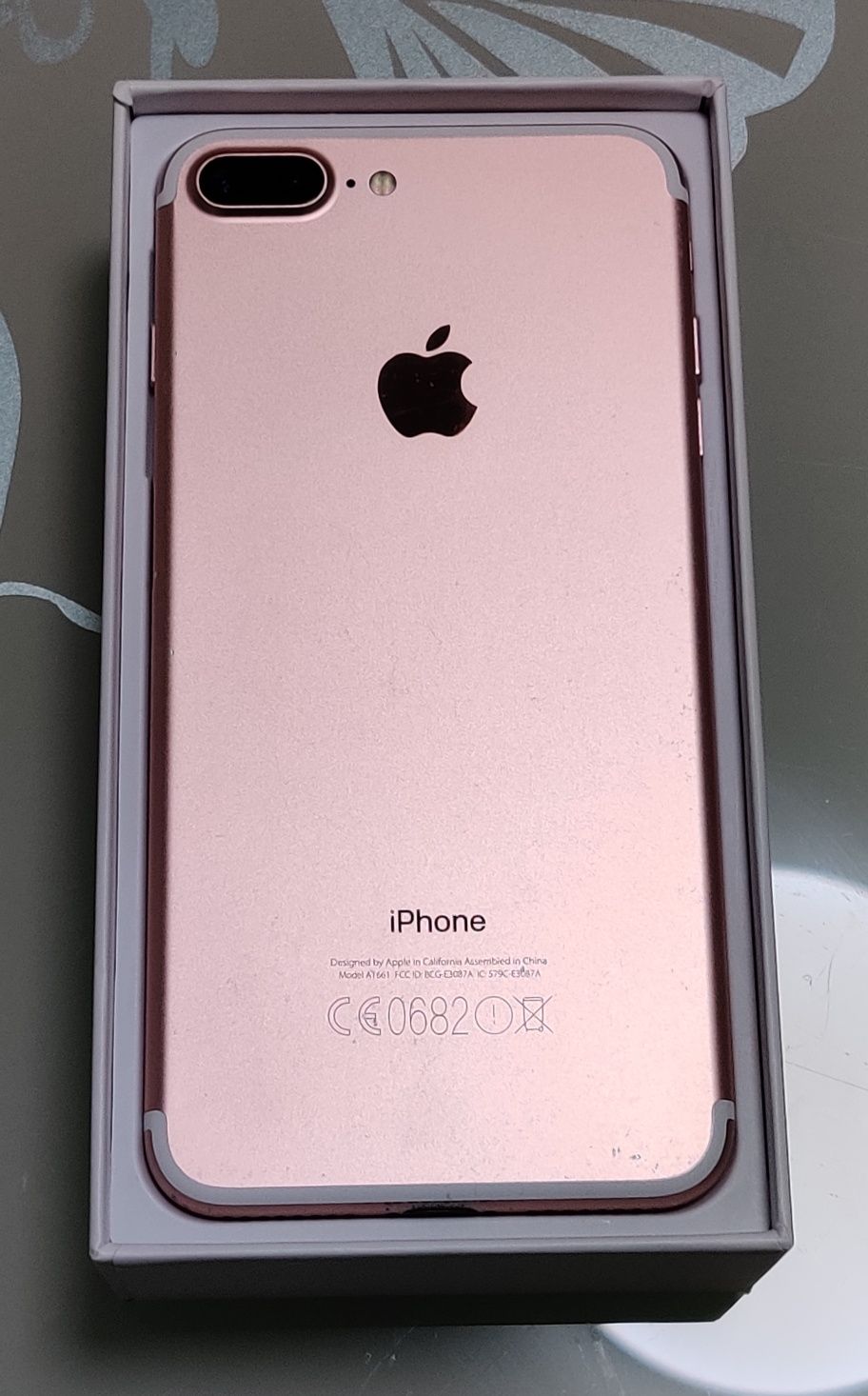 Продам iPhone 7+/Plus 32 Gb Rose Gold