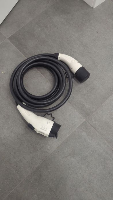 Кабель для зарядки электромобіля перехід з тип 2 на SAEJ1772