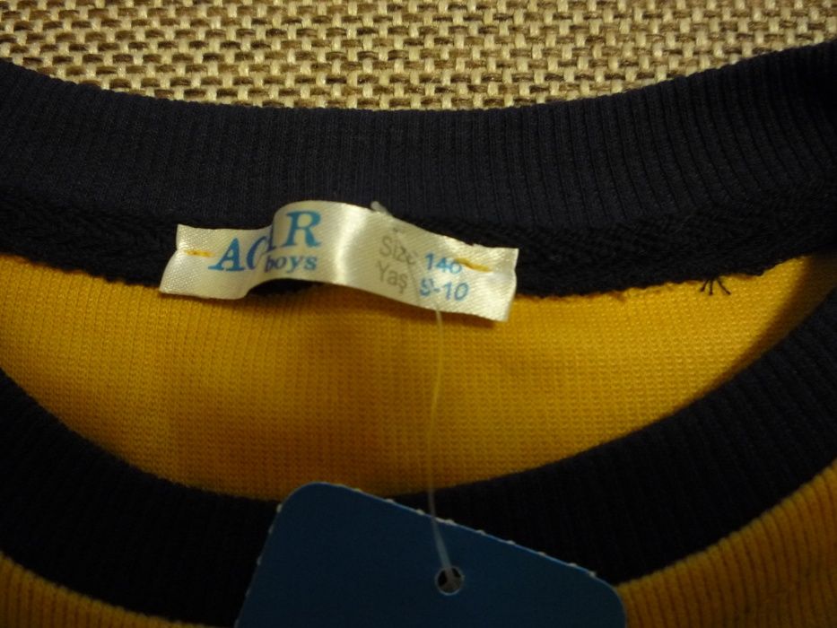 Свитер для мальчика 9-10 лет, рост 140 см
