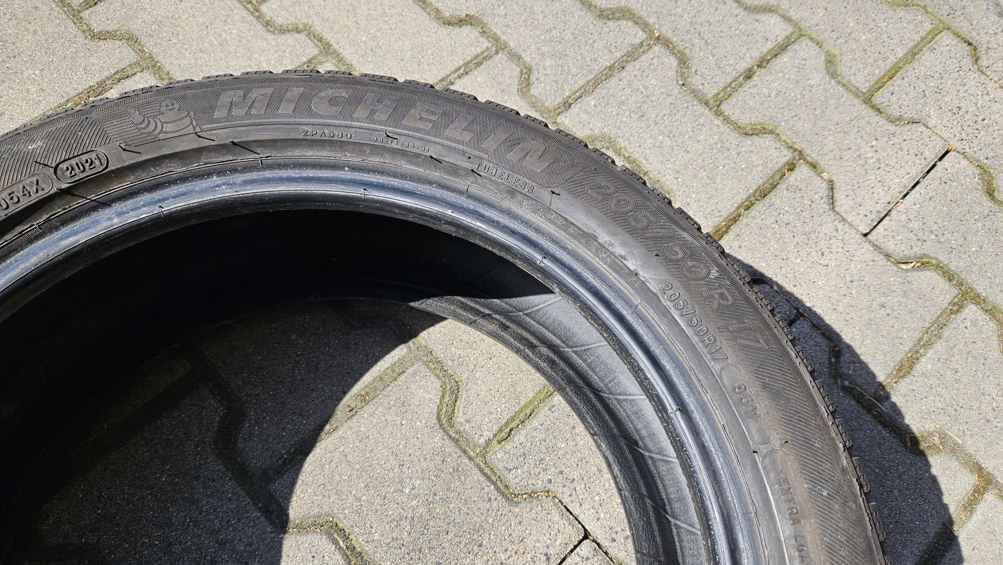 Opony Michelin 205/50/17 2021 rok  Zima Komplet