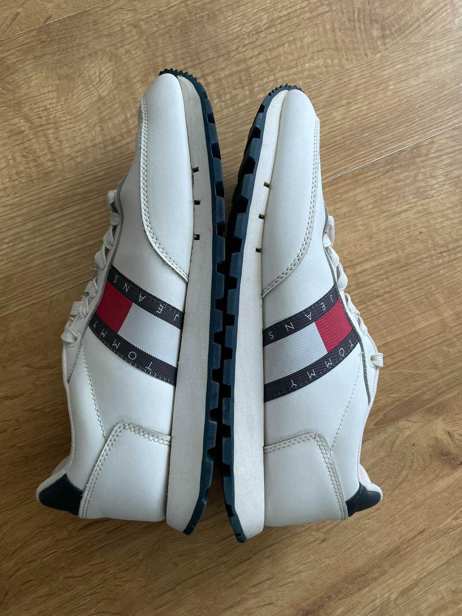 Tommy Jeans buty sneakersy białe 42 skkórzane