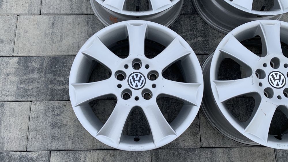 Felgi aluminiowe Aluett do VW Golf 5x112 15 cali Skoda