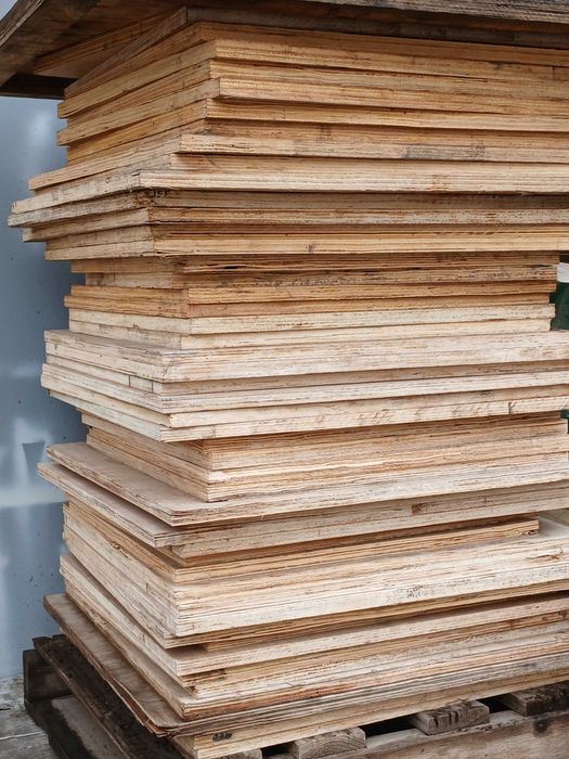 Фанера 503x503мм 19мм