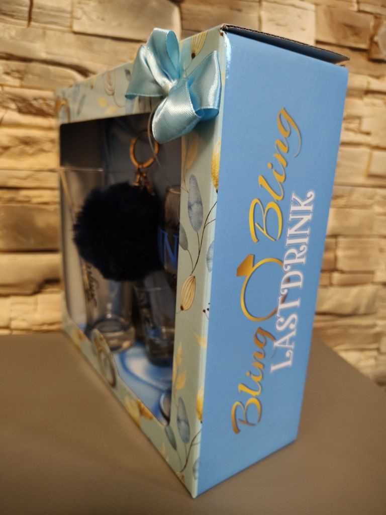 Super duży zestaw na wieczór panieński, kieliszki, szklanka, brelok