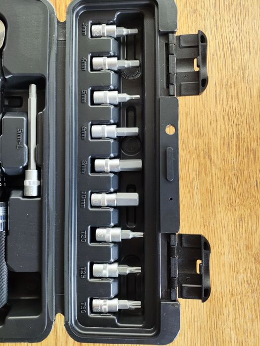 Jobsworth Pro вело набір динамометричний ключ з насадками