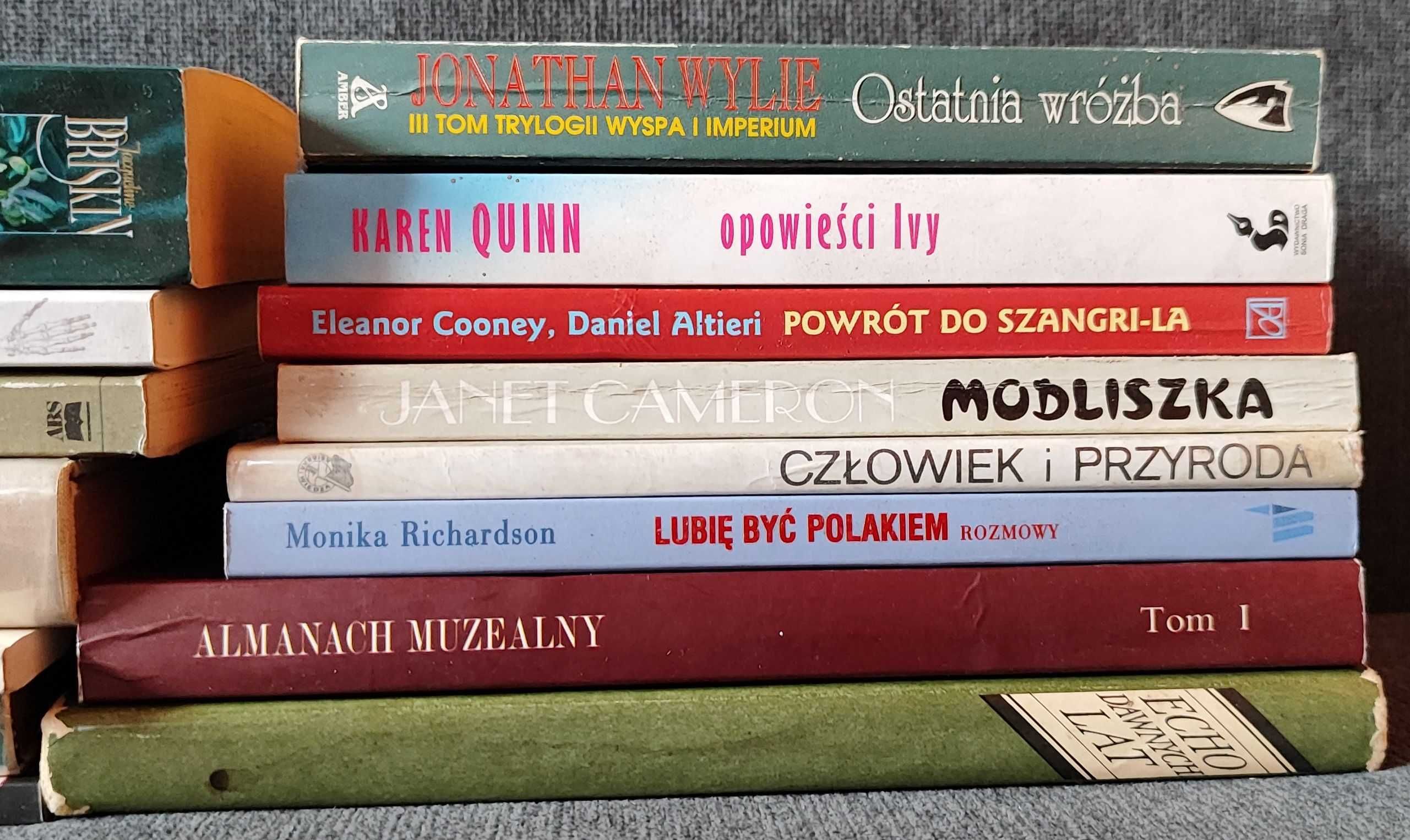Pakiet używanych książek - 30 sztuk