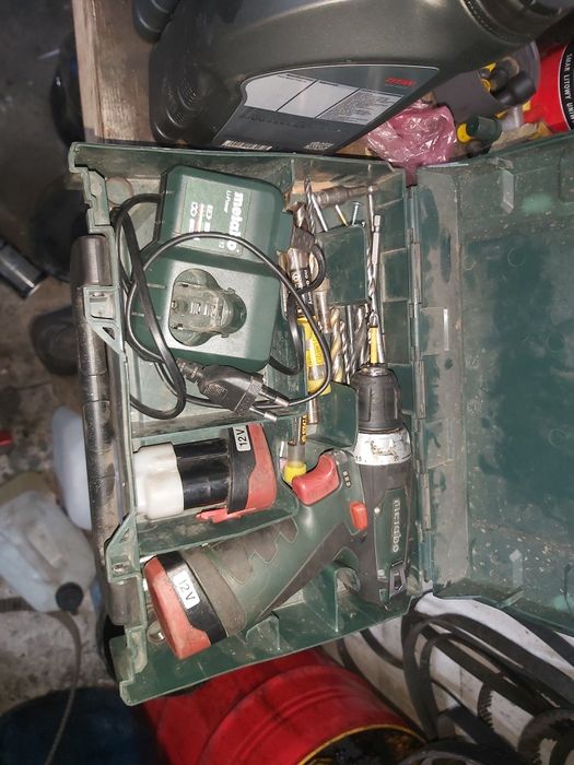 Продам шуруповерт метабо