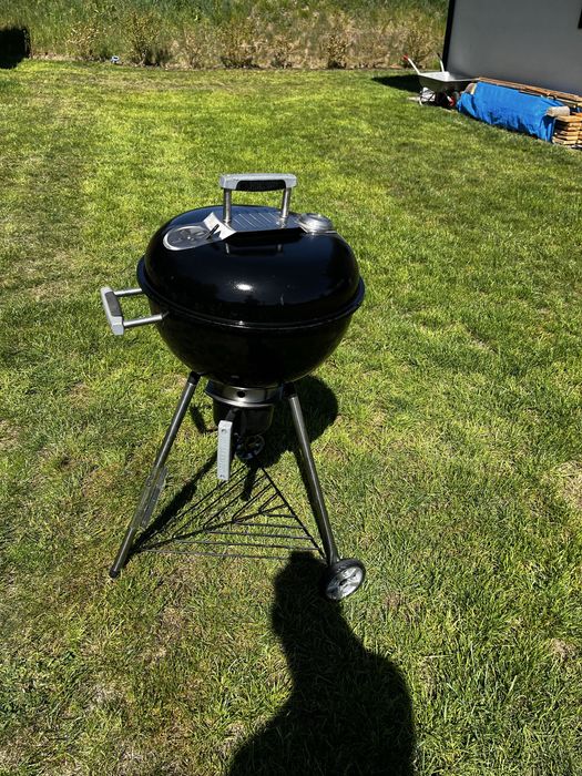 Grill ogrodowy na kółkach