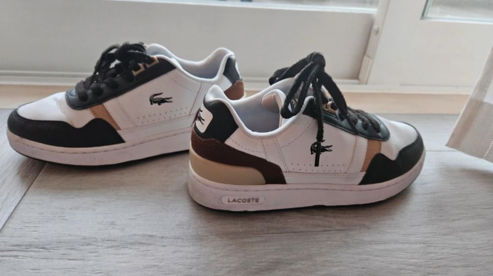 Ténis da Lacoste, Tamanho (35)