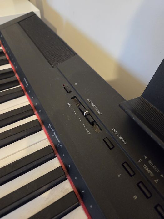 Pianino cyfrowe od zawodowego muzyka + krzesełko i stojak