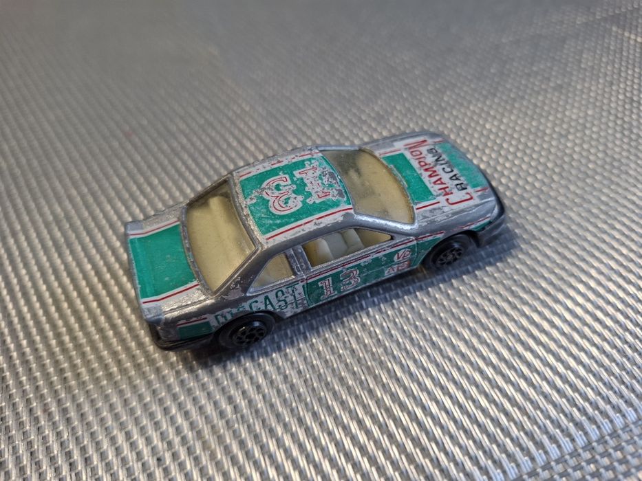 Model samochodu skala 1:64