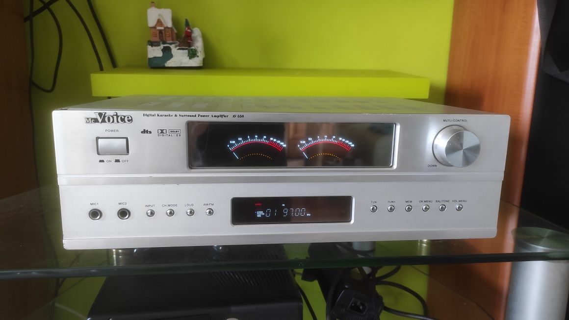 Amplituner Me Voice AV-550. karaoke.