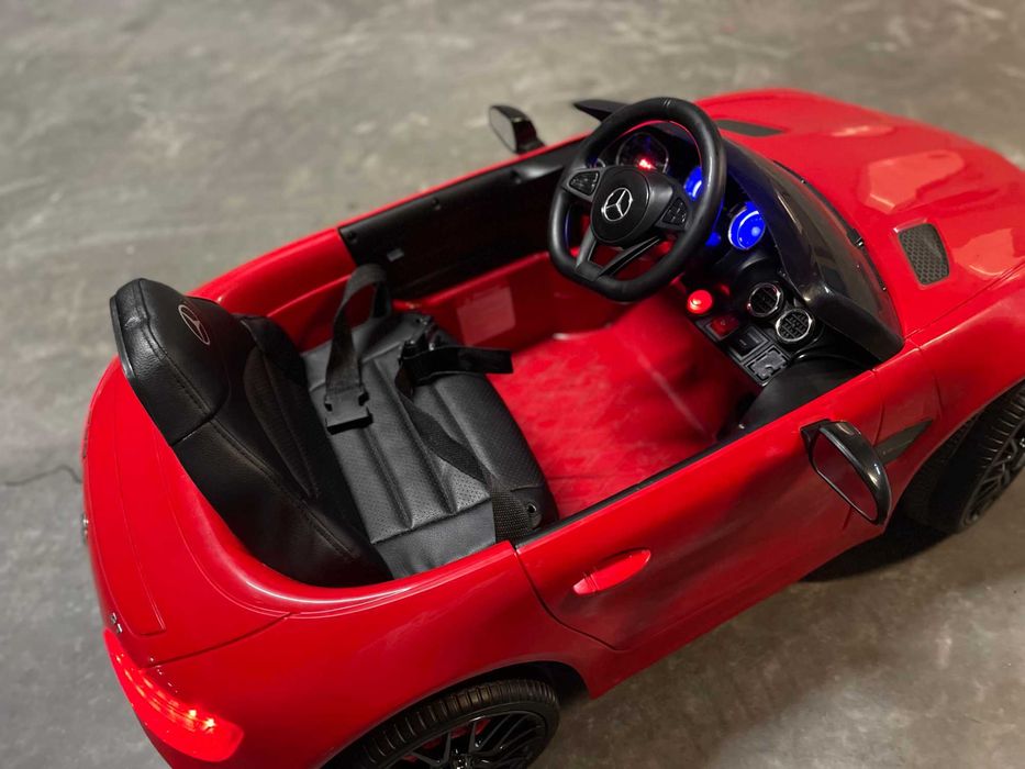 Carro Elétrico - Mercedes AMG GT vermelho 12V - criança