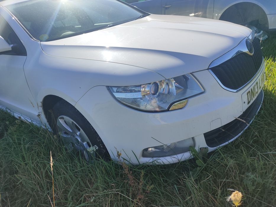 części Superb 2 13r LF9E-9E9E 1.6 CAY UK