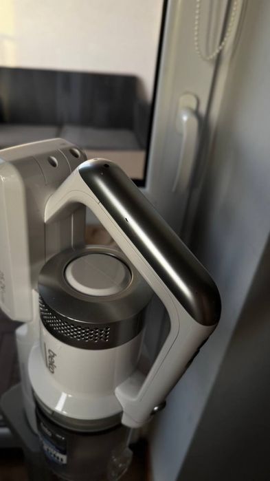 Odkurzacz bezprzewodowy BEKO WetClean VRT71025VW