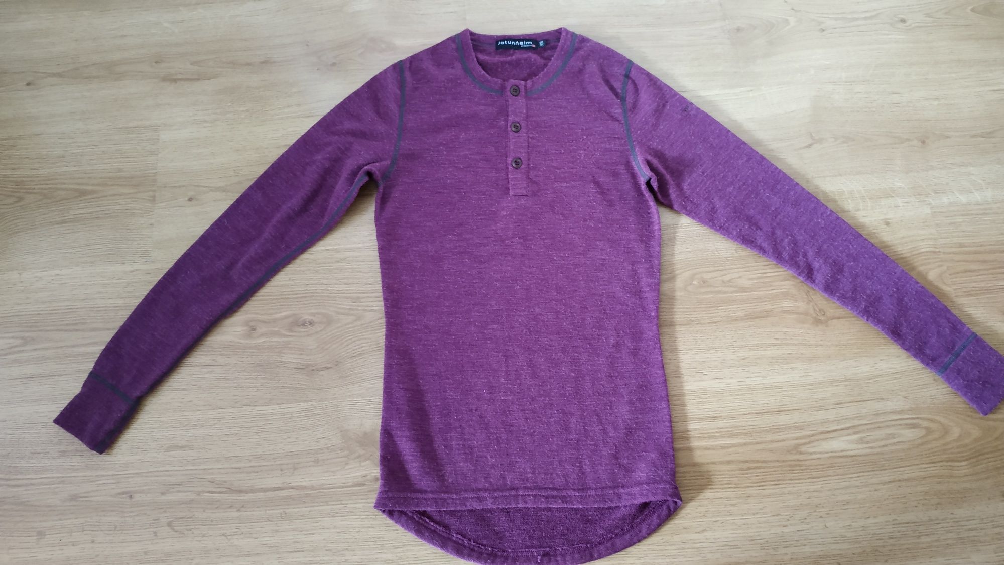 Rozmiar XS Bluzka wełniana merino Jotunheim