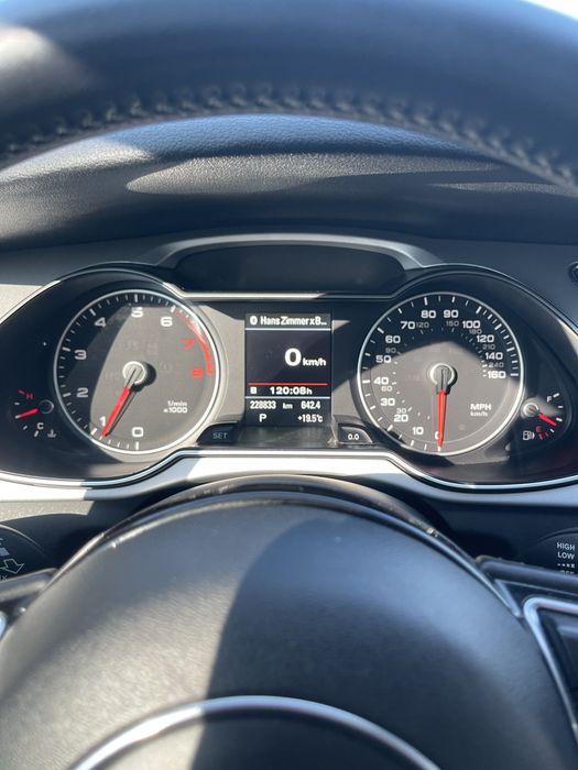 Audi A4 b8 S-line quattro