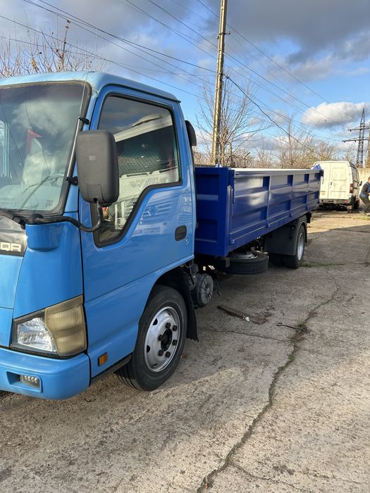 Isuzu самосвал новый